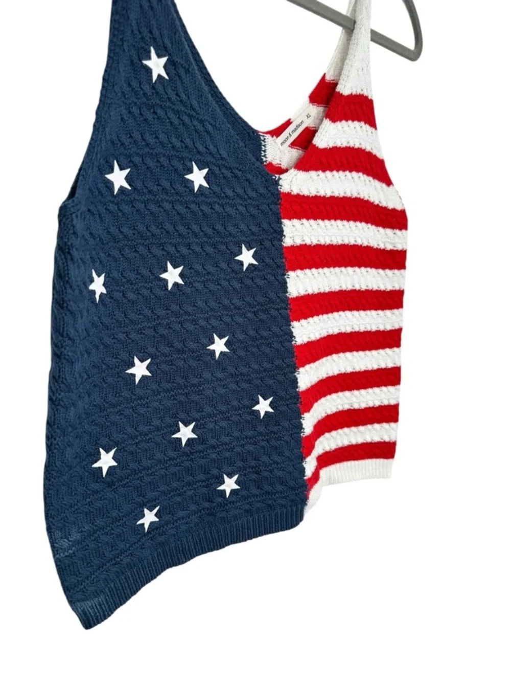 Moon & Madison American Flag Red White & Blue Stars & Stripes Knit Tank Crochet - Picture 3 of 7